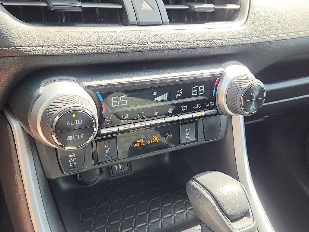 Certified 2023 Toyota RAV4 XLE w/ XLE Grade Weather Package AWD/4WD image 17
