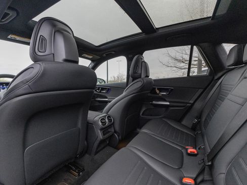 New 2026 Mercedes-Benz GLC 300 4MATIC image 19