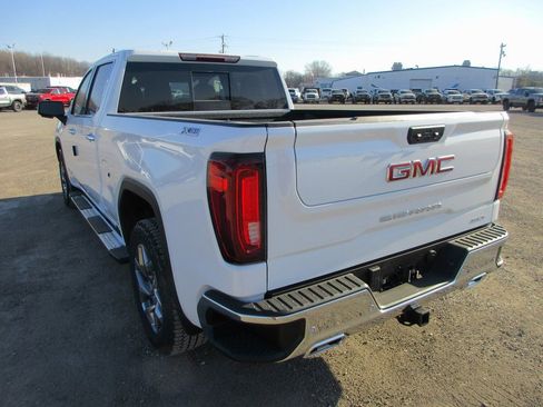 New 2026 GMC Sierra 1500 SLT w/ SLT Premium Plus Package AWD/4WD image 8