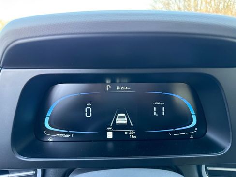 New 2026 Hyundai Elantra SEL Sport Premium FWD image 19