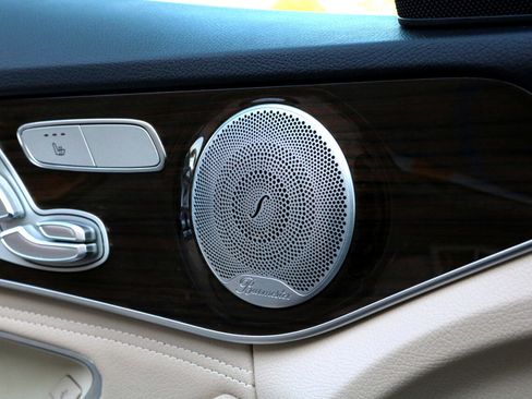 Used 2015 Mercedes-Benz C 300 4MATIC Sedan image 29