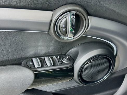 Certified 2024 MINI Cooper S image 18