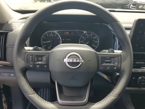 New 2026 Nissan Pathfinder SV image 15