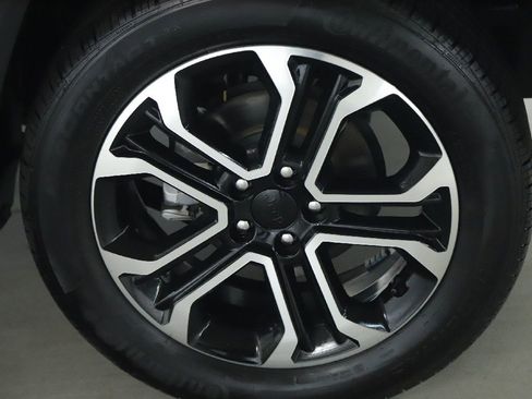 Used 2023 Jeep Compass Limited AWD/4WD image 39