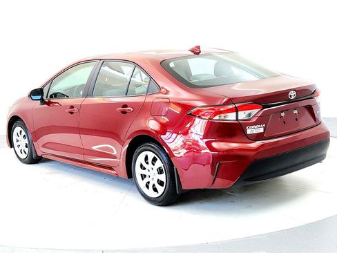 Used 2024 Toyota Corolla LE image 4