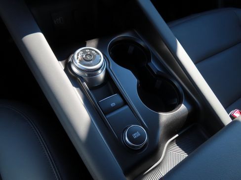 New 2026 Ford Explorer Active image 13