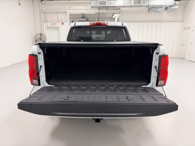 Used 2026 Chevrolet Colorado Z71 w/ Technology Package AWD/4WD image 24