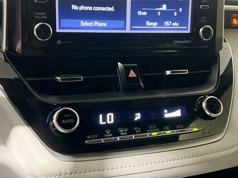 Used 2021 Toyota Corolla SE FWD image 26