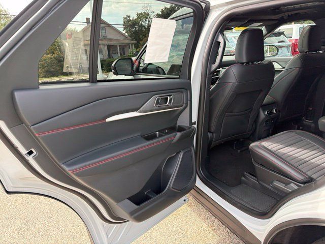 New 2027 Ford Explorer ST-Line w/ Premium Package AWD/4WD image 10