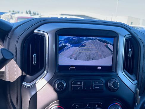 Used 2022 Chevrolet Silverado 1500 LT w/ Safety Package AWD/4WD image 17