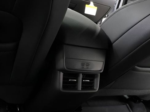 New 2026 Chevrolet Equinox LT FWD image 25