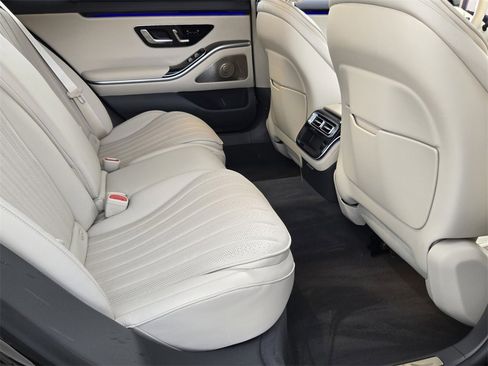 Used 2023 Mercedes-Benz S 500 4MATIC image 15