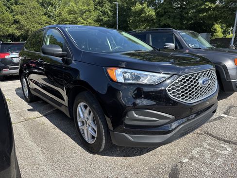 Used 2023 Ford Edge SE AWD/4WD image 1