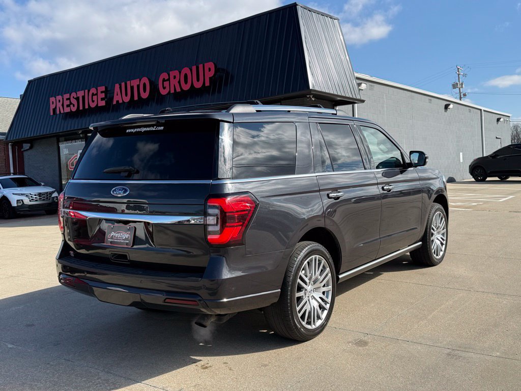 Used 2024 Ford Expedition Limited AWD/4WD image 19