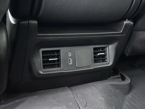 Used 2025 Chevrolet Silverado 1500 Custom Trail Boss w/ Dark Appearance Package AWD/4WD image 33