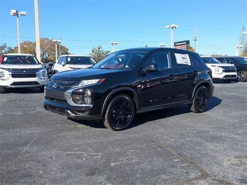 Used 2026 Mitsubishi Outlander Sport LE image 2