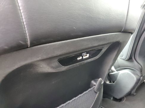 Used 2023 Chrysler Pacifica Touring-L FWD image 30