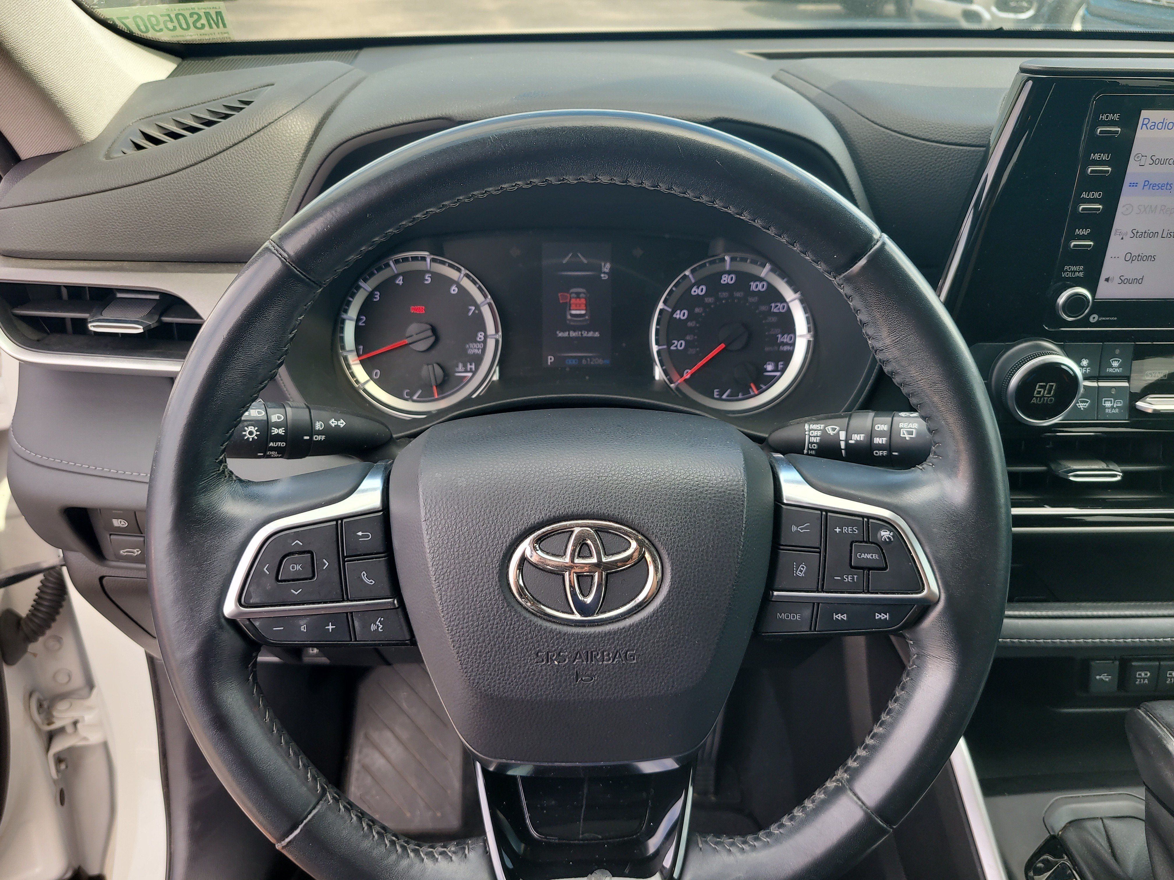 Used 2021 Toyota Highlander LE FWD image 26