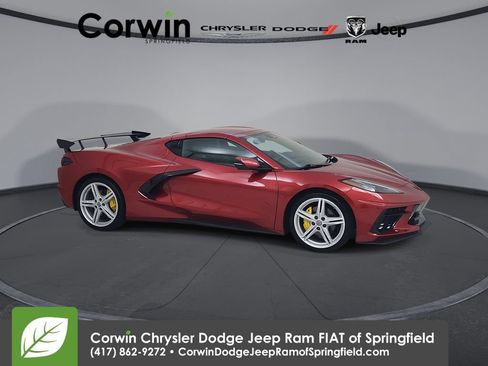 Used 2025 Chevrolet Corvette Stingray Coupe w/ Battery Protection Package RWD image 1