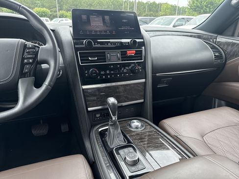 Used 2023 Nissan Armada Platinum w/ Captain's Chairs Package AWD/4WD image 31