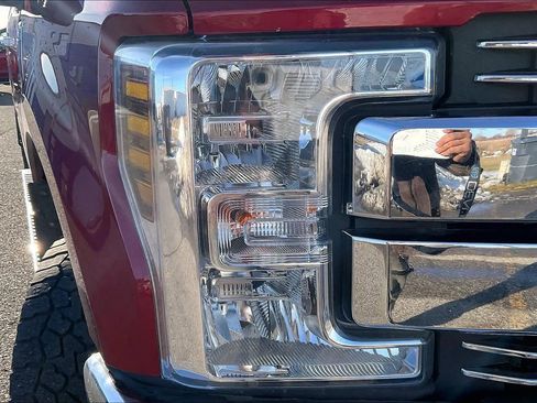 Used 2019 Ford F250 Lariat w/ Chrome Package AWD/4WD image 35