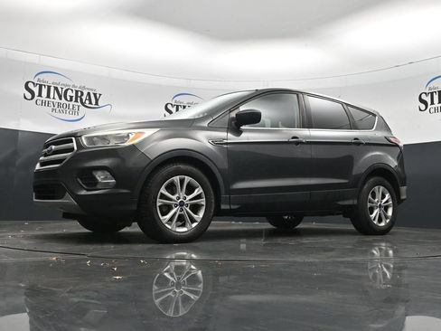 Used 2017 Ford Escape SE FWD image 27