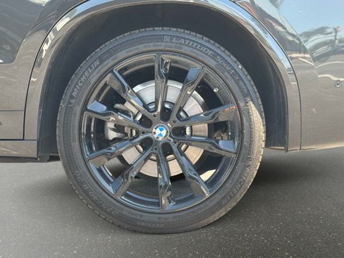 Used 2024 BMW X3 sDrive30i w/ M Sport Package RWD image 14