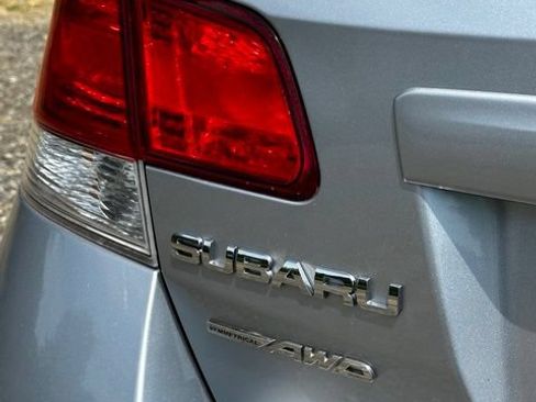 Used 2012 Subaru Legacy 2.5i Premium AWD/4WD image 30