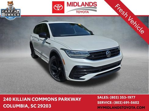 Used 2023 Volkswagen Tiguan SE R-Line FWD image 1