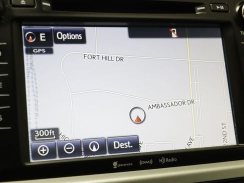 Used 2017 Toyota Highlander SE AWD/4WD image 8