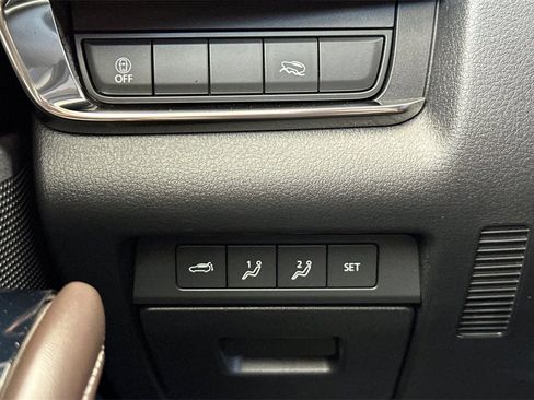 Used 2022 MAZDA CX-30 AWD 2.5 S w/ Premium Package image 33