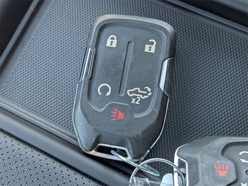 Used 2022 Chevrolet Silverado 1500 High Country w/ Z71 Off-Road Package image 31