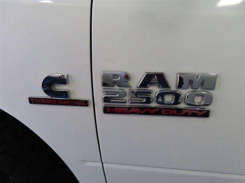 Used 2017 RAM 2500 SLT AWD/4WD image 14