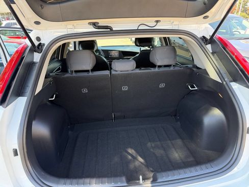 Used 2026 Kia Niro LX FWD image 29