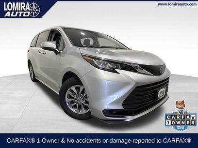 Used 2021 Toyota Sienna LE