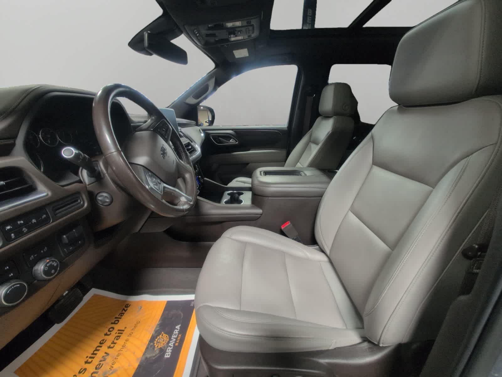 Used 2021 Chevrolet Tahoe Z71 w/ Z71 Signature Package AWD/4WD image 9