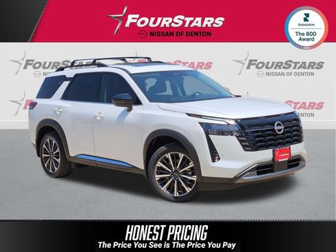 New 2026 Nissan Pathfinder Platinum FWD image 1
