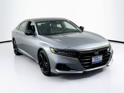 Used 2022 Honda Accord Sport image 3