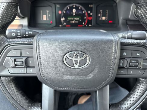 New 2026 Toyota Tacoma SR5 AWD/4WD image 23