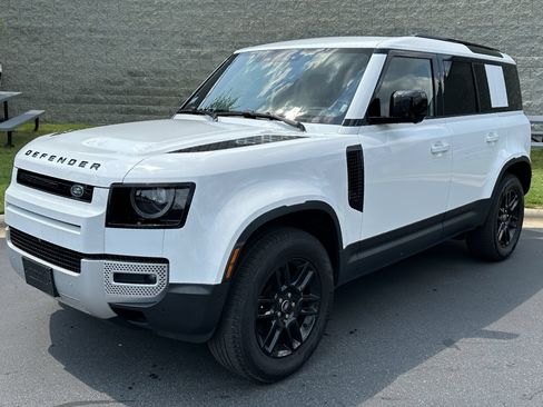 Used 2025 Land Rover Defender 110 S AWD/4WD image 1