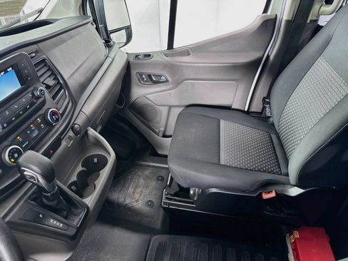 Used 2025 Ford Transit 250 Low Roof w/ Exterior Upgrade Package RWD image 21