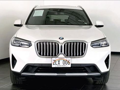 Used 2024 BMW X3 xDrive30i AWD/4WD image 3