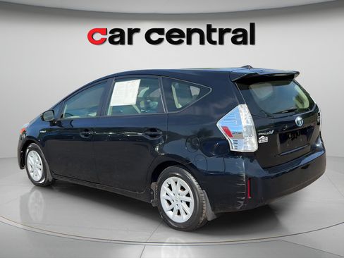 Used 2012 Toyota Prius V Three FWD image 3