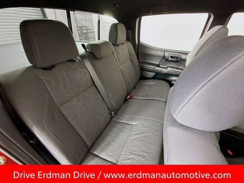 Certified 2017 Toyota Tacoma TRD Sport w/ Tow Package (A/T) image 26