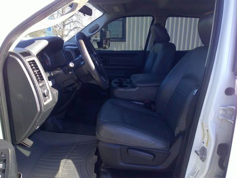 Used 2014 RAM 2500 Tradesman image 12