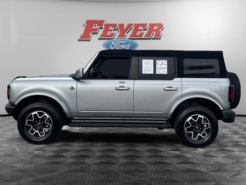 Certified 2022 Ford Bronco Outer Banks image 2