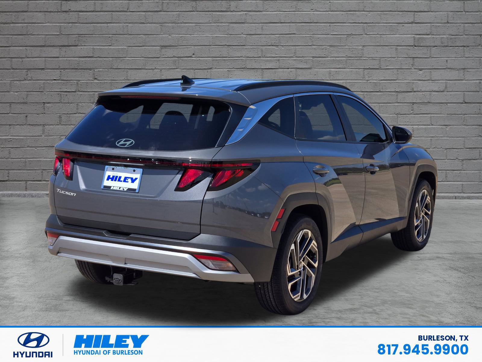 New 2026 Hyundai Tucson SEL Plus w/ Tow & Go Package FWD image 4