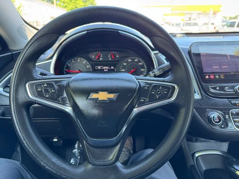 Used 2020 Chevrolet Malibu LT FWD image 10