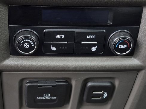 Used 2021 Chevrolet Traverse Premier w/ LPO, Floor Liner Package image 42