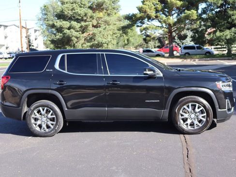 Used 2021 GMC Acadia SLE image 3